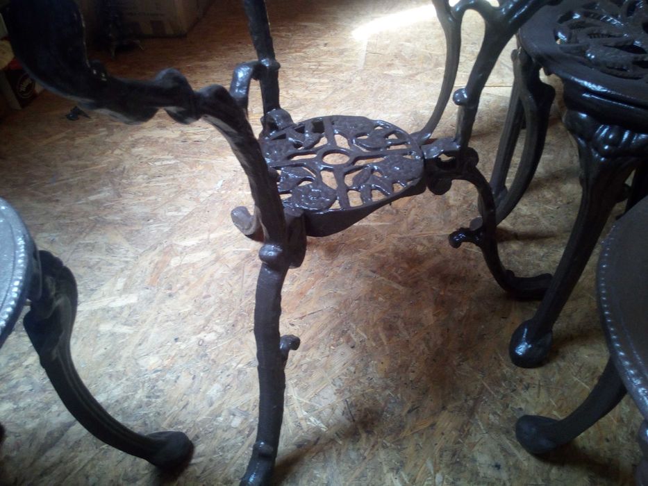 stare meble ogrodowe