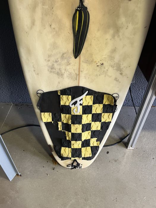 Prancha de surf da famosa marca Chili