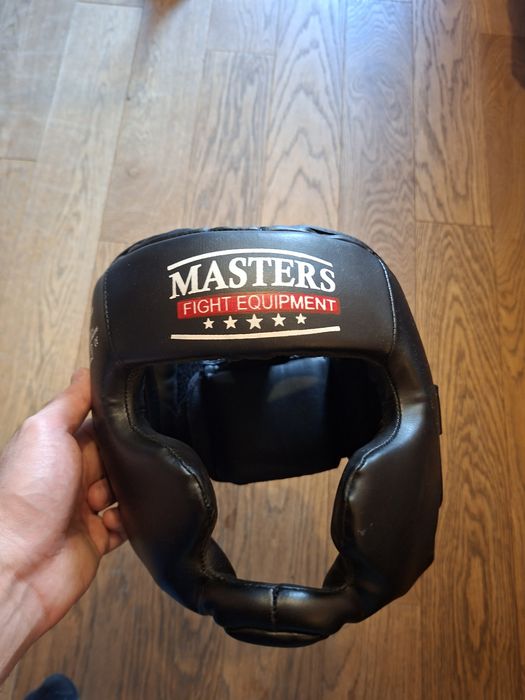 Kask bokserski, kickboxing