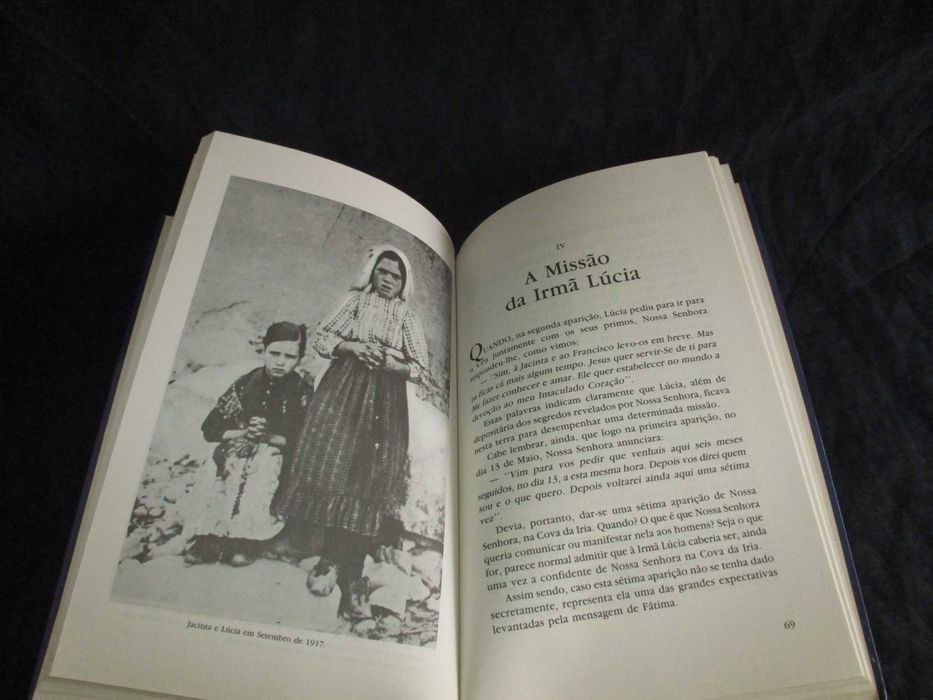 Livro As Aparições e a Mensagem de Fátima nos manuscritos da Irmã Lúcia