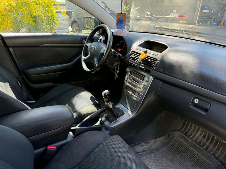 Toyota Avensis 2005 r 2,0 D4D