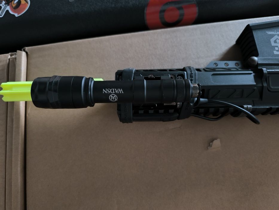 Lanterna wadsn m600c airsoft