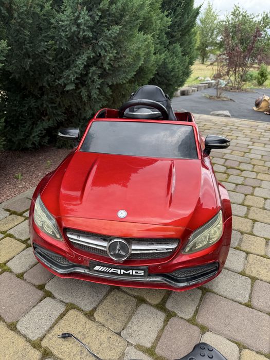 Дитячий єлектромобіль мерседес AMG дитяча машина