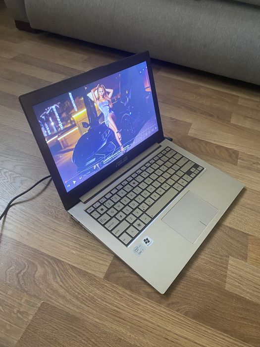 Ультрабук ASUS ZenBook UX31E