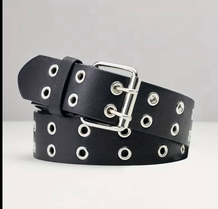 Тонкий ремень - 105 сантиметров длинны 
Может быть как женским так и м