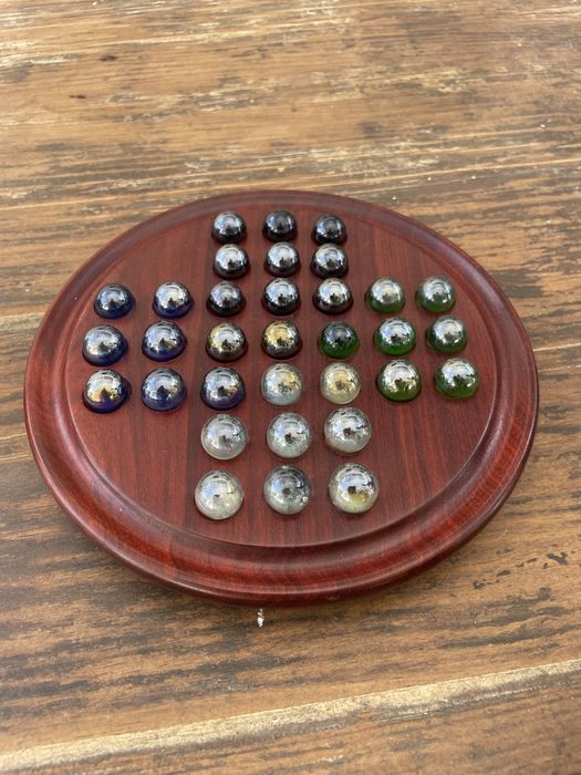 Jogo solitário madeira