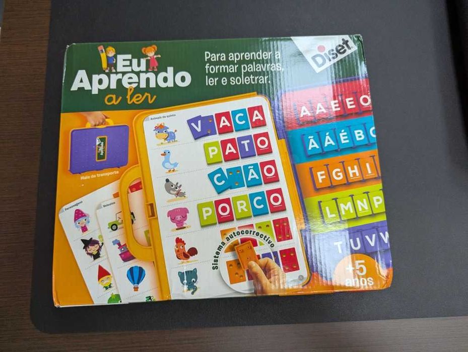 Diset – “Eu Aprendo a Ler”, mala educativa com 15 folhas e 90 palavras