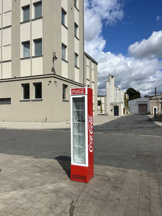 Wąska witryna chłodnicza slim CocaCola | Transport + Gwarancja