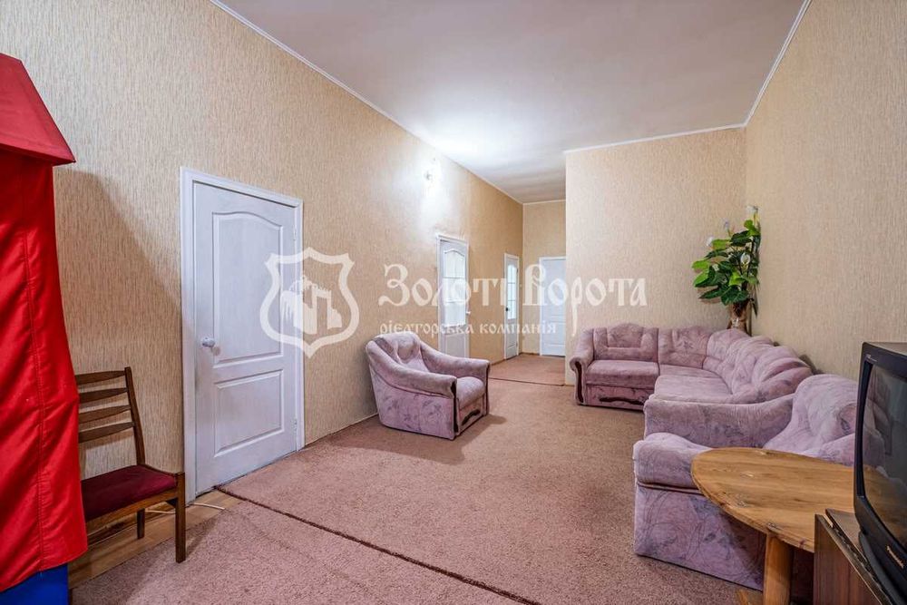 Велика 2-кімнатна квартира 90 м², пров. Бабкіна 13, м. Бориспіль