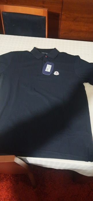 Polo muito bonito e desportivo. E novo de marca giorgio dimare.