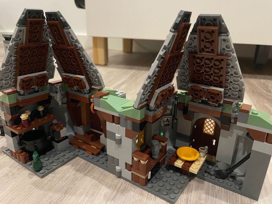 Lego Harry Potter 4738 A cabana de Hagrid