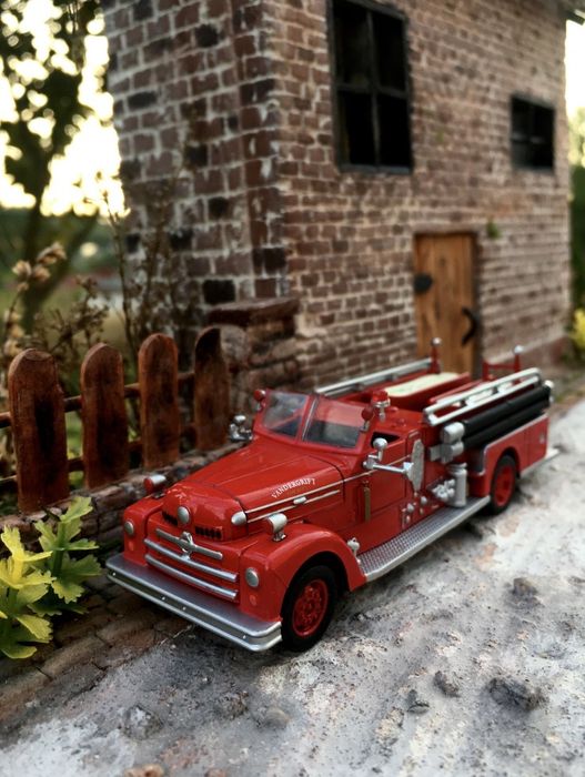 SEAGRAVE 70TH 1952-wozy strażackie,auta PRL,straż pożarna,model