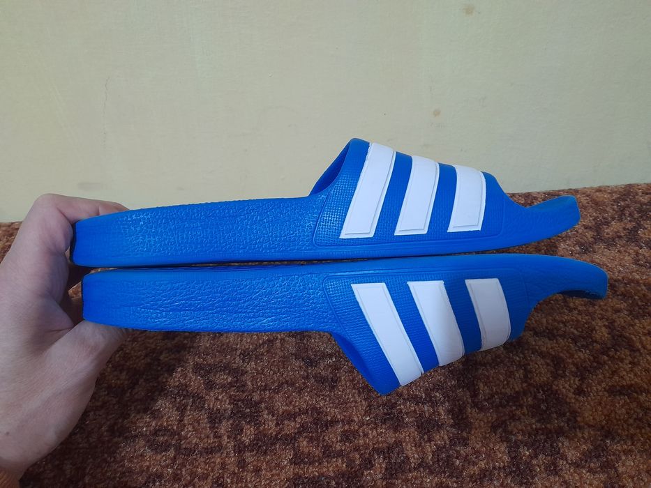 Adidas оригінал р.40 унісекс шльопанці