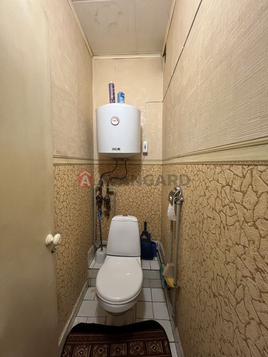 Продається 2 кім квартира.