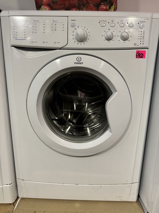 Indesit вузенька пральна машина, машинка А+ vs2020