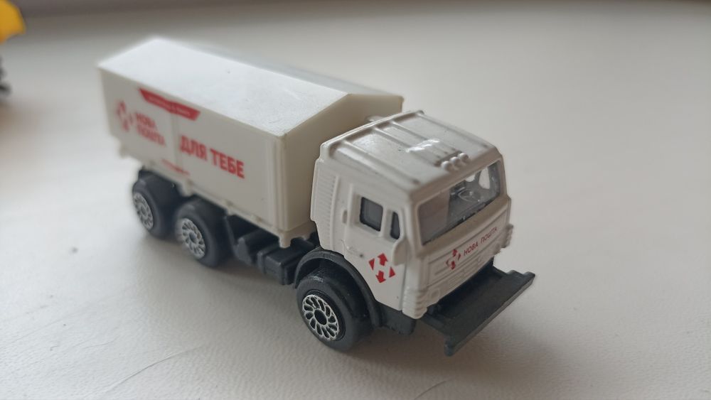 Машинки коллекционные (9 шт)