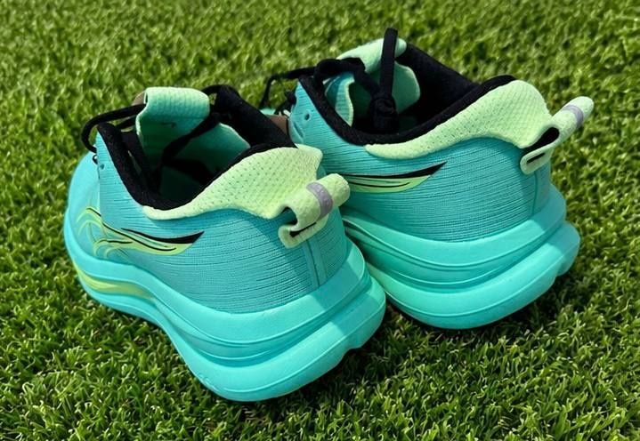 ASICS Gel Nimbus 28, 44 кросівки для бігу, тренування