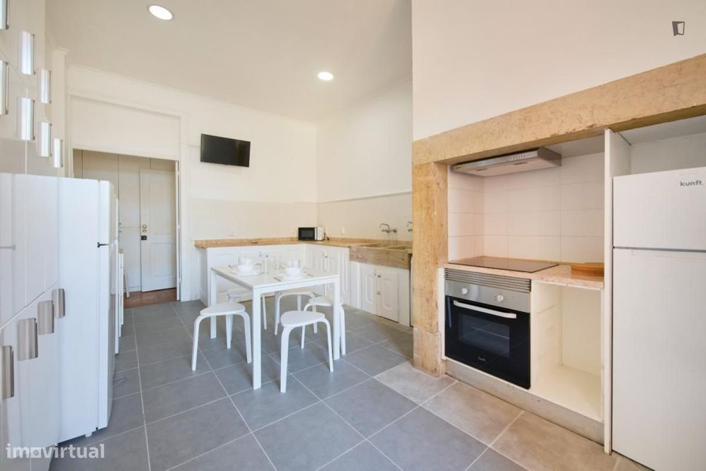 Quarto - localizado em Entrecampos Lisbon