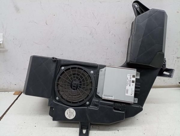 Subwoofer - AUDI A4 Avant (8ED, B7) | 04 - 08