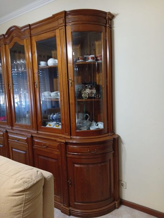 Móvel vitrine de sala
