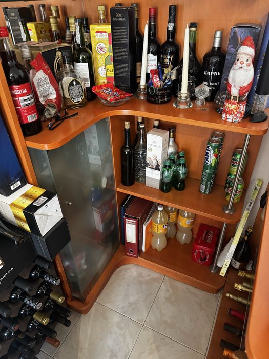 Móvel de bar de sala de estar