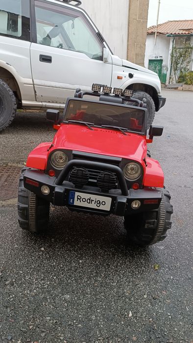 Jipe a bateria para crianças