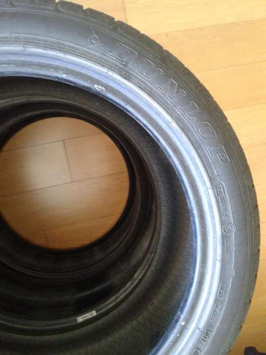 Pneu Dunlop SP Sport 01 245/40 R17/manete tampa válvulas pneu Mercedes
