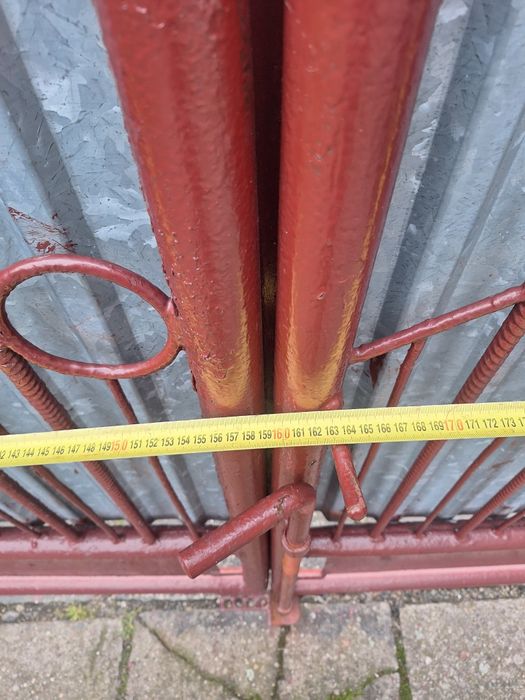 Brama furtka i słupki