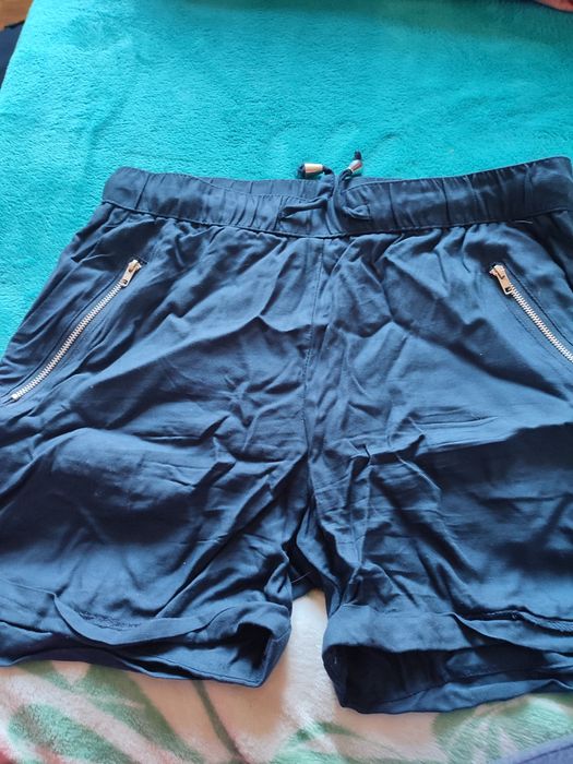 Eleganckie krótkie spodenki