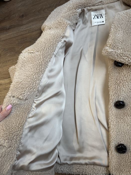 Шуба Zara искуственная