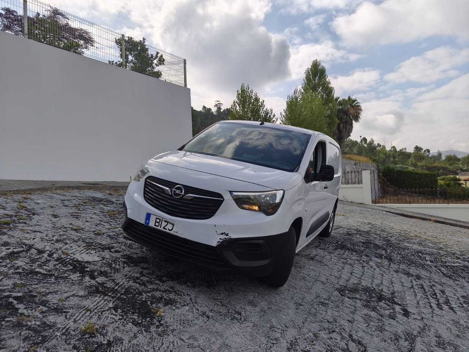 OPEL COMBO  LONGA  1.5 HDI SALVADO IVA Dedutível