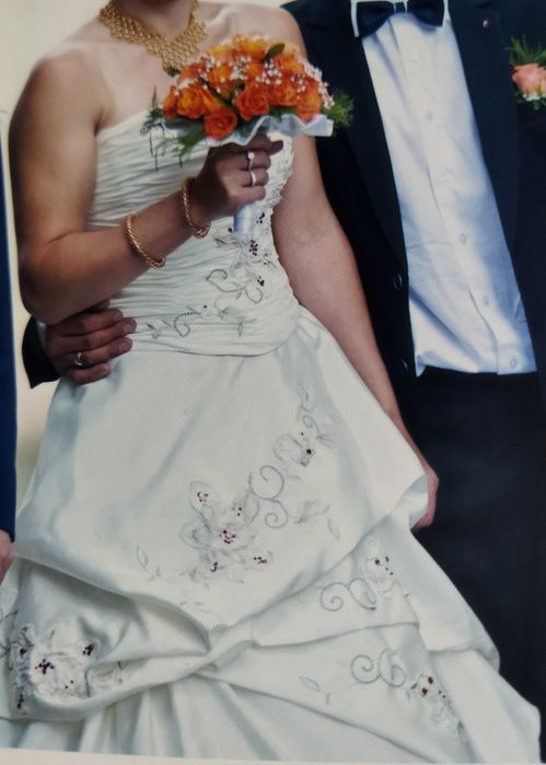 Sprzedam suknię ślubną