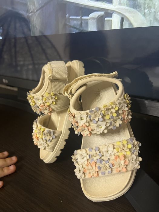 Босоніжки Zara 13,5 см