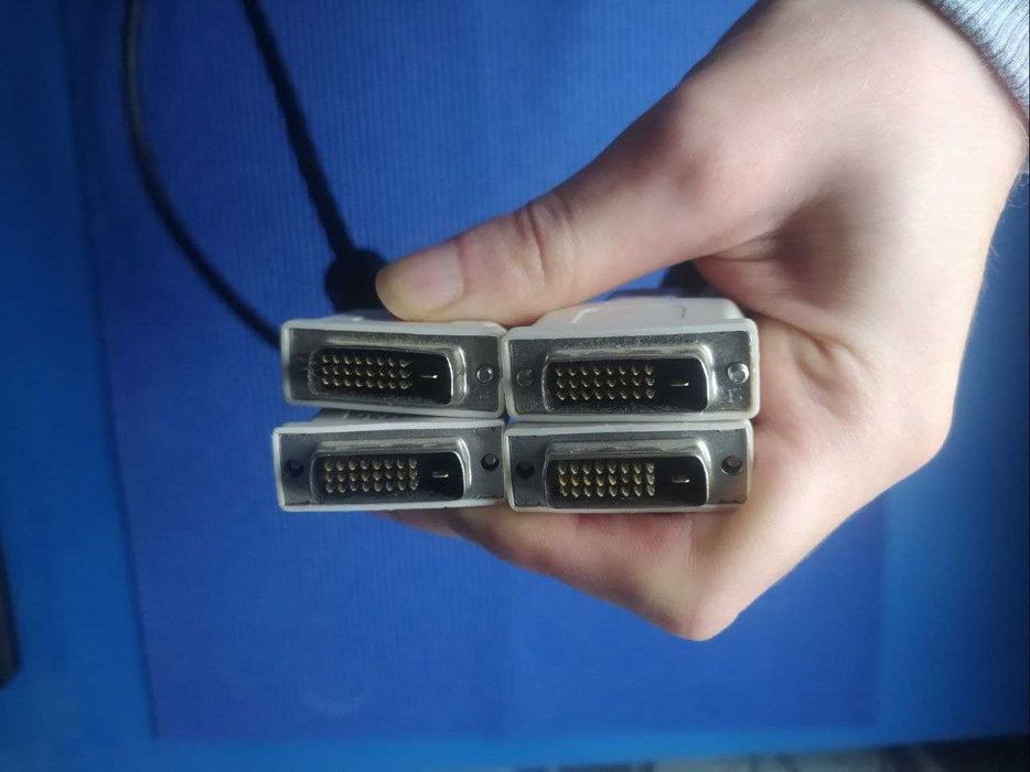 Кабелі для комп'ютера (DVI, VGA та інше)