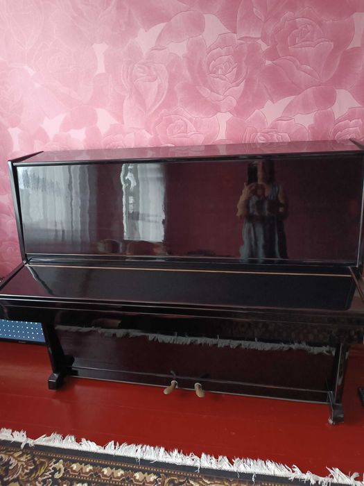 Продам піаніно Україна