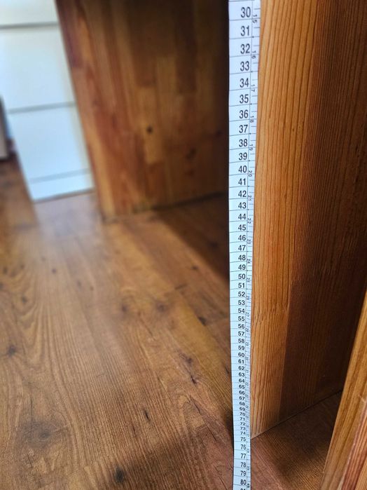 Secretária em Pinho Compacta com Trilho Deslizante - Almada