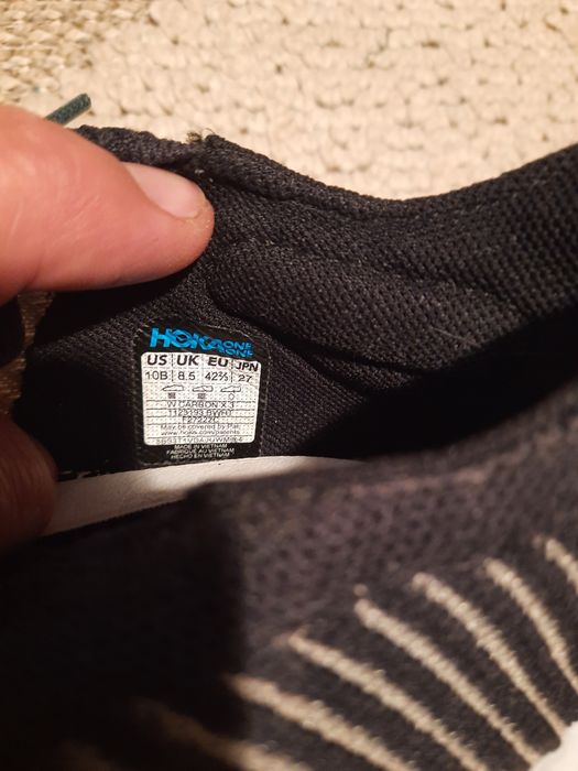 Hoka Carbon x3 42 p.