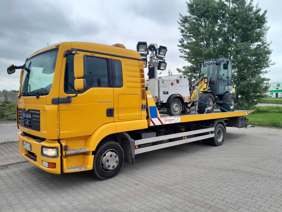 Pomoc Drogowa Laweta Holowanie A4 S8 WOJKOWICE STRZELIN