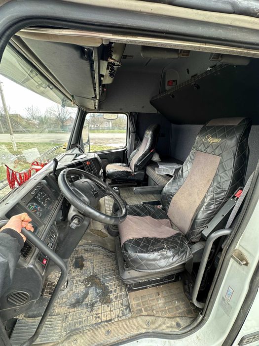 Volvo FH16 520 к.с. | Спецевакуатор для вантажівок | 8x4 | Кран Fassi