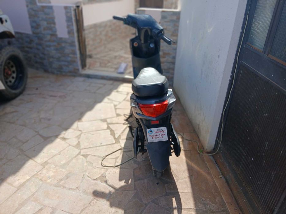 Scoter elétrica
