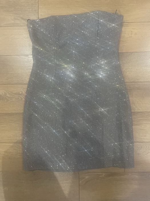 Сяюче плаття від Zara