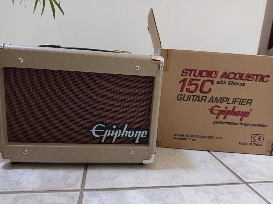 Amplificador de guitarra acústica Epiphone Studio Acoustic 15C