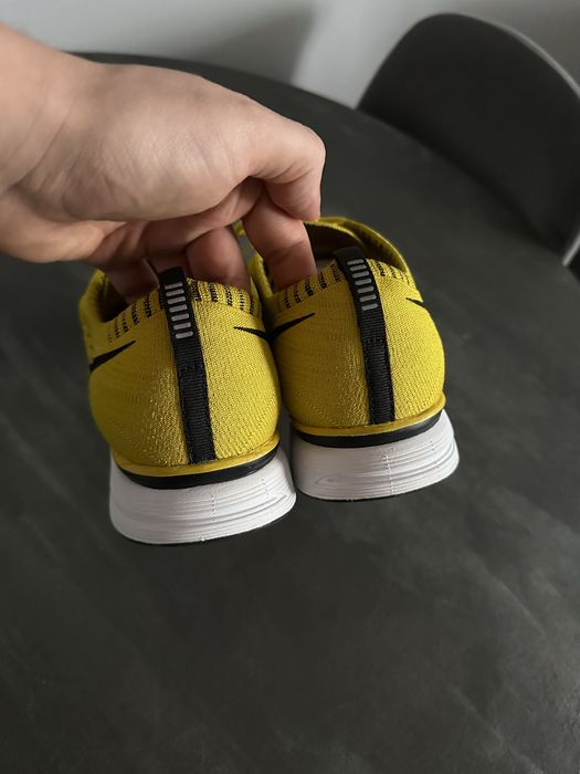 Nike flyknit trainer bright citron yellow zolte 44.5