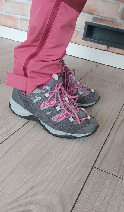 Damskie buty firmy Mountain