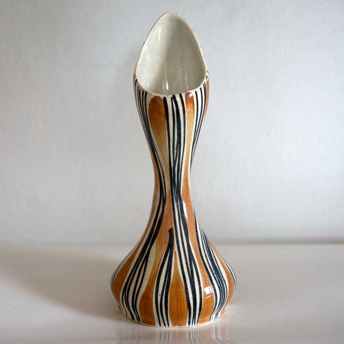 Wazon fajans Włocławek pikasiak Wit Płażewski