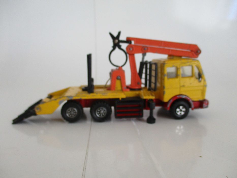 Miniaturas - CAMIÃO Mercedes MATCHBOX 1981