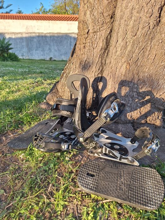 Prancha de Snowboard ride mais fixadores
Prancha de snowboard Ride bez