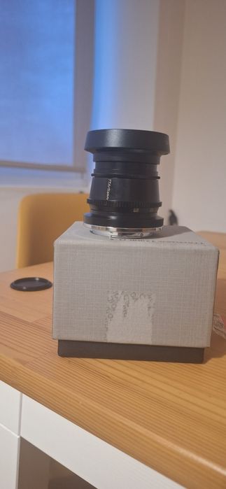 Objetiva TTArtisan APS-C 35mm f/1.4 Lens (Canon EF-M)