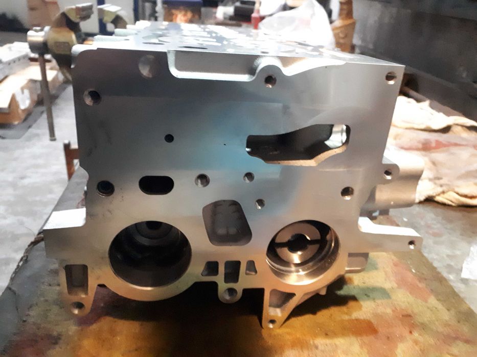 NOWA Głowica Peugeot Expert Citroen Jumpy 2.2 blue hdi 2.0 Traveller