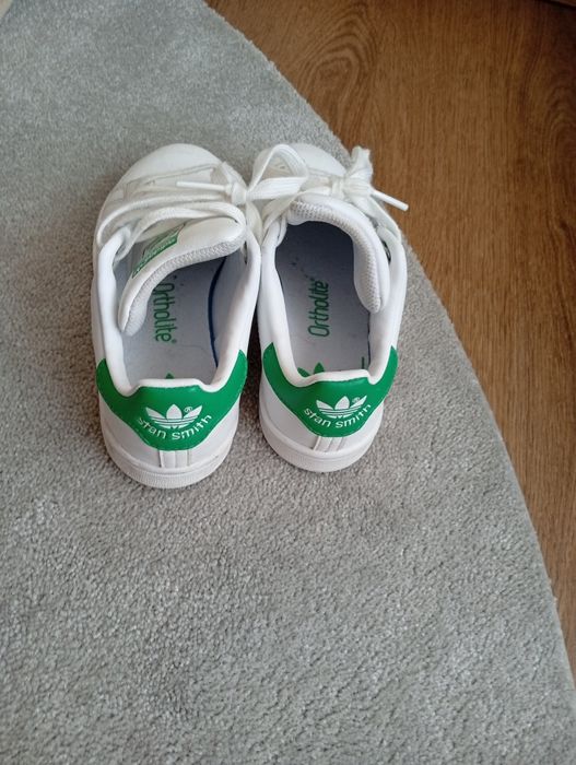 Sapatilhas adidas 30